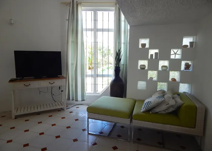 Lakaz Bigorno - Villa 200M From Blue Bay Beach